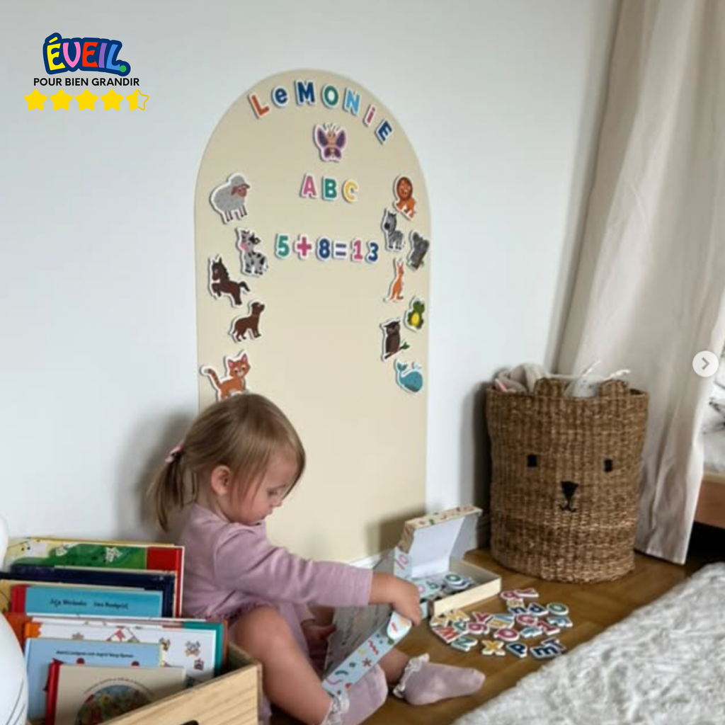 Sticker mural magnétique – interactif et créatif